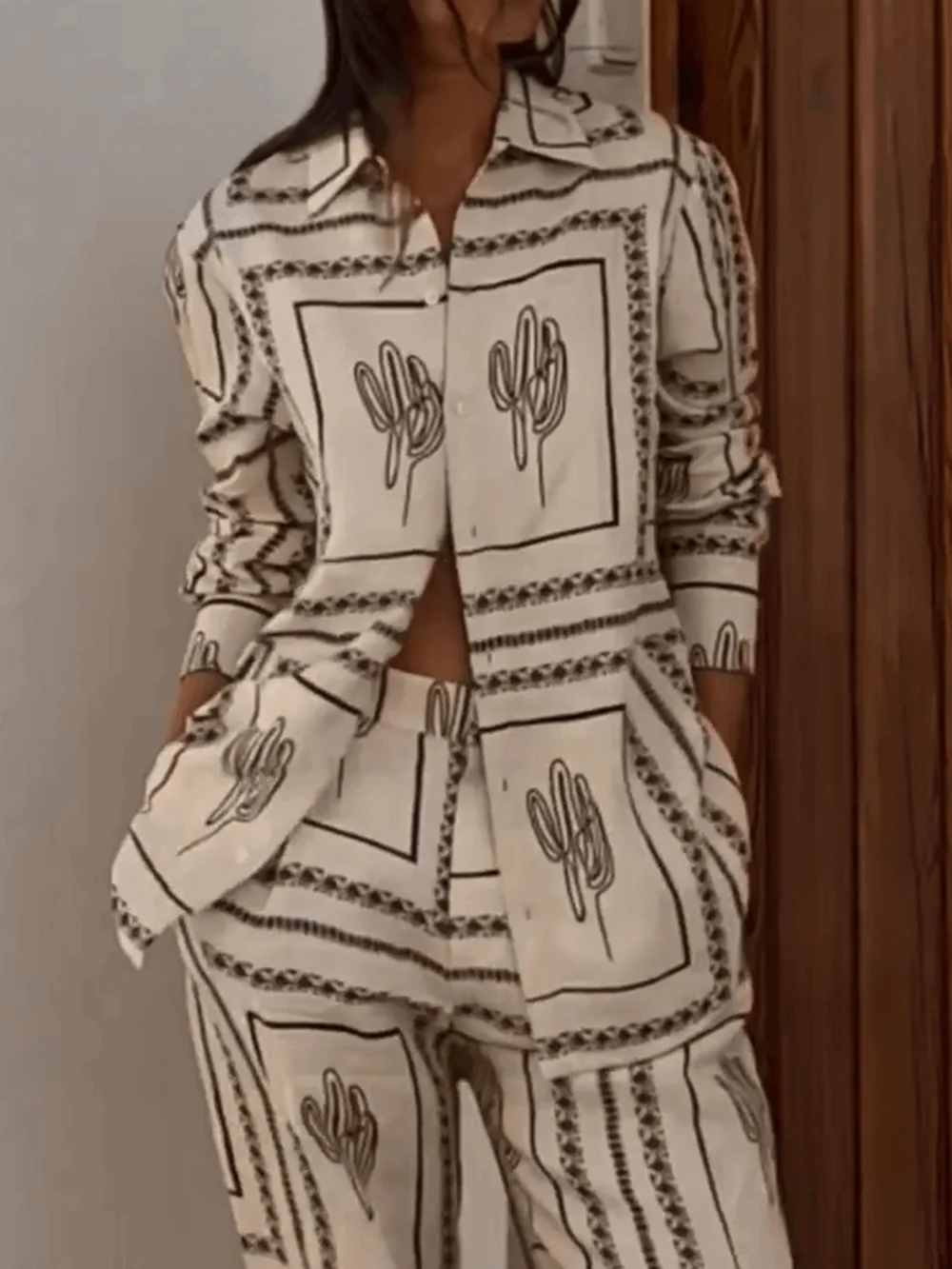 Abstract Geometric Line Printing Two-Pieces Set - Image 4