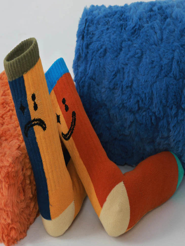 Color Block Asymmetrical Cotton Socks - Image 10