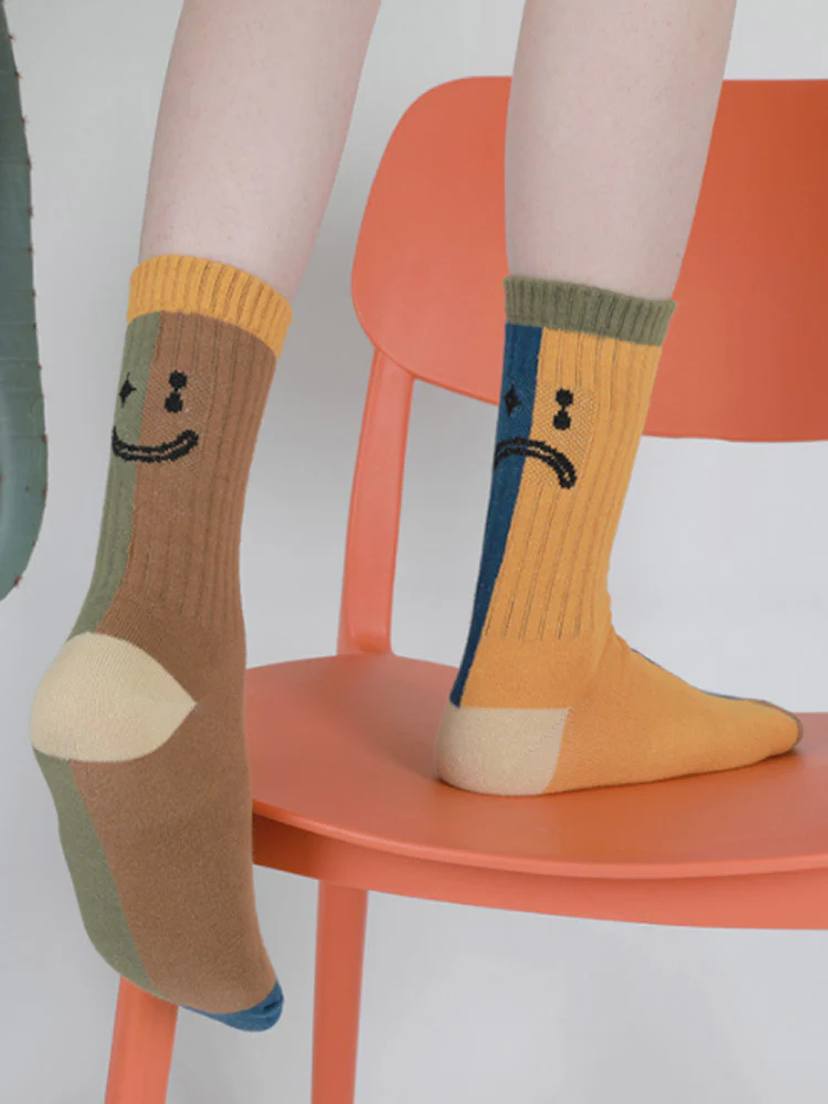 Color Block Asymmetrical Cotton Socks - Image 5