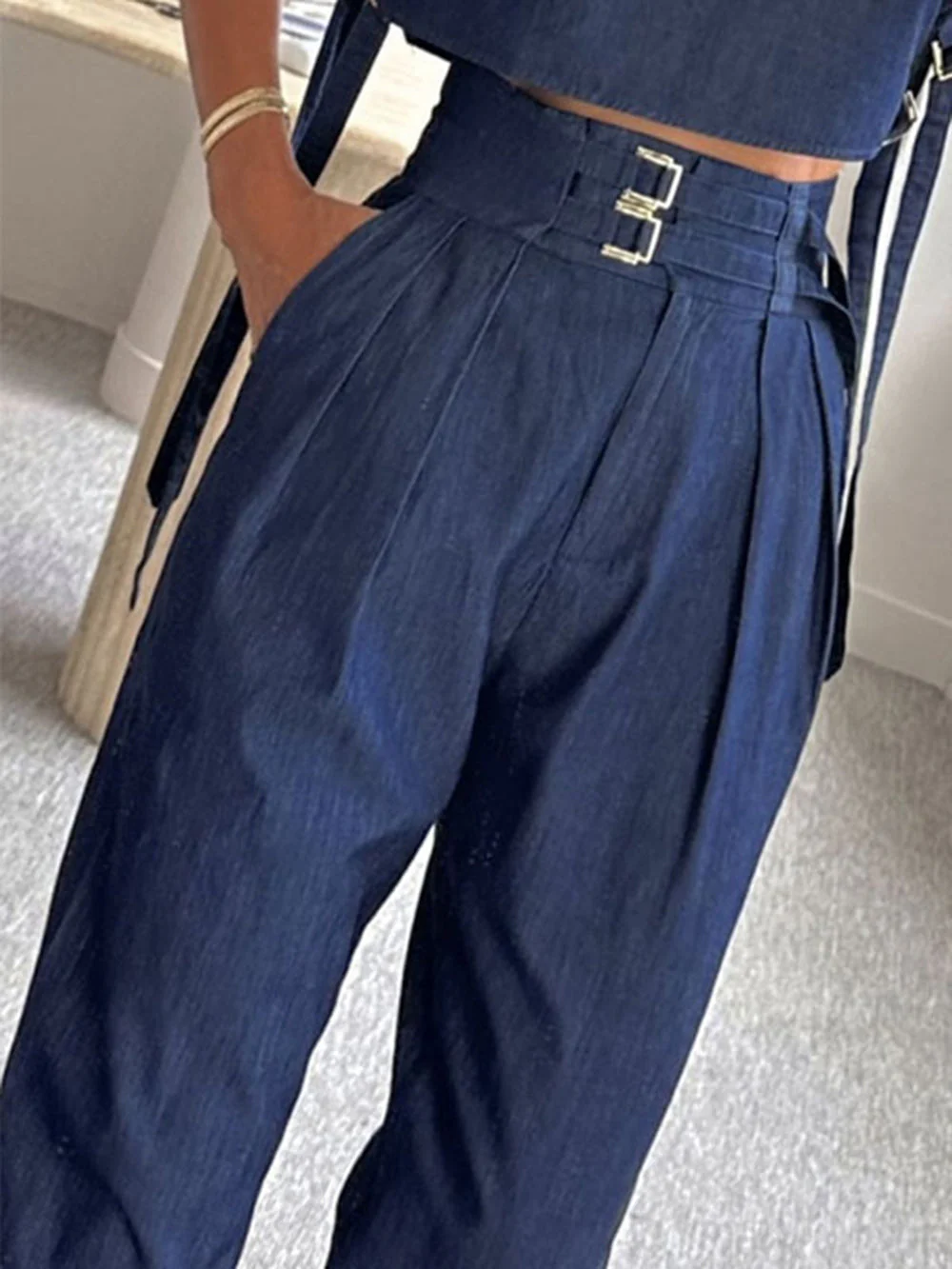 Cut Out Vest High-Neck Suit Pants Set - Image 4