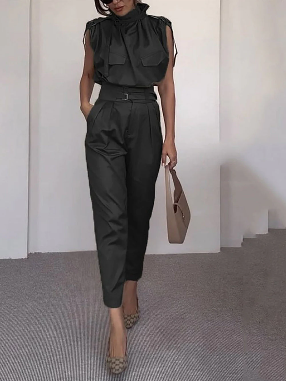 Side Pocket Belt Long Pant Set In Sage - Image 6