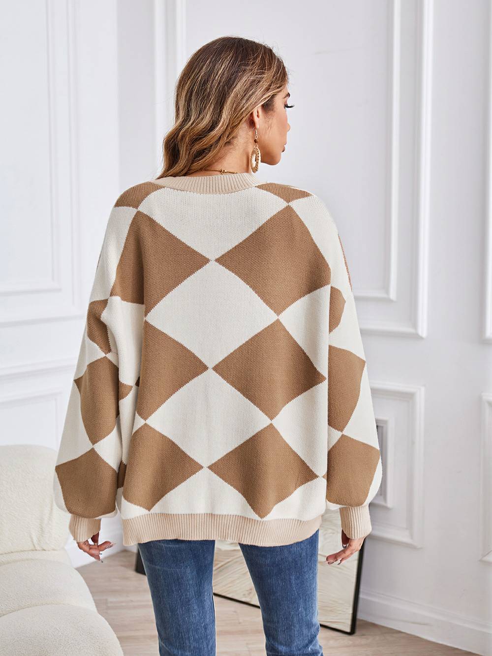 V-Neck Geometric Color Block Knit Cardigan - Image 13